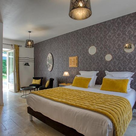 Domaine Des Pierres Blanches - Chambres D'Hotes Carlux Exterior foto