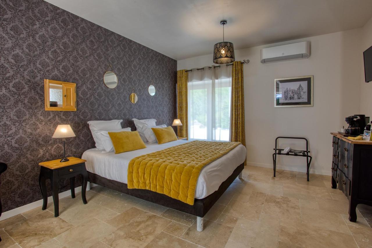 Domaine Des Pierres Blanches - Chambres D'Hotes Carlux Exterior foto