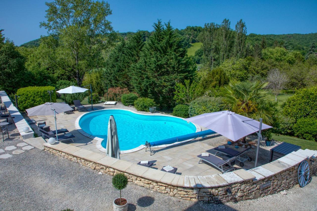 Domaine Des Pierres Blanches - Chambres D'Hotes Carlux Exterior foto